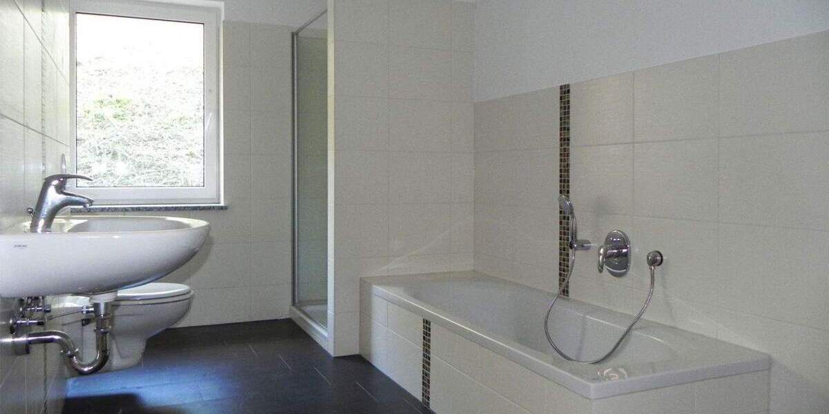 Etagenwohnung Greiz - 2 Zimmer, 55 m&sup2;, 360&euro; | Angebot:24758166