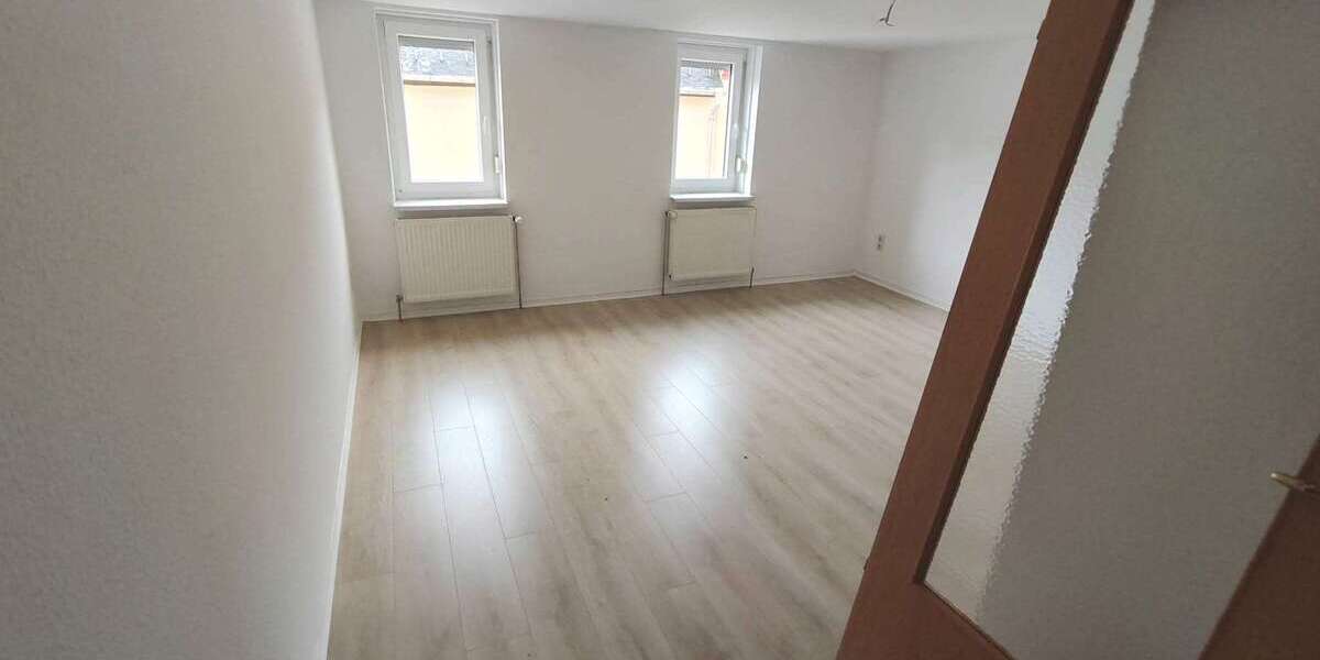 Etagenwohnung Auma - Weidatal Weidatal - 3 Zimmer, 64 m&sup2;, 345&euro; | Angebot:25163481