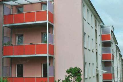 Wohnung Zeitz - 2 Zimmer, 55 m&sup2;, 330&euro; | Angebot:27688179