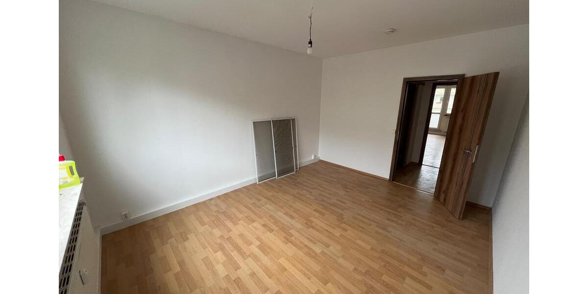 Etagenwohnung Gera Lusan - 3 Zimmer, 88 m&sup2;, 110.000&euro; | Angebot:27673089