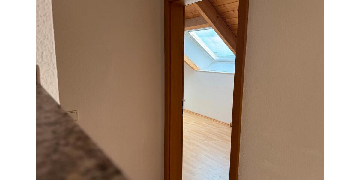 Etagenwohnung Schmölln - 1 Zimmer, 46 m&sup2;, 437&euro; | Angebot:26444477