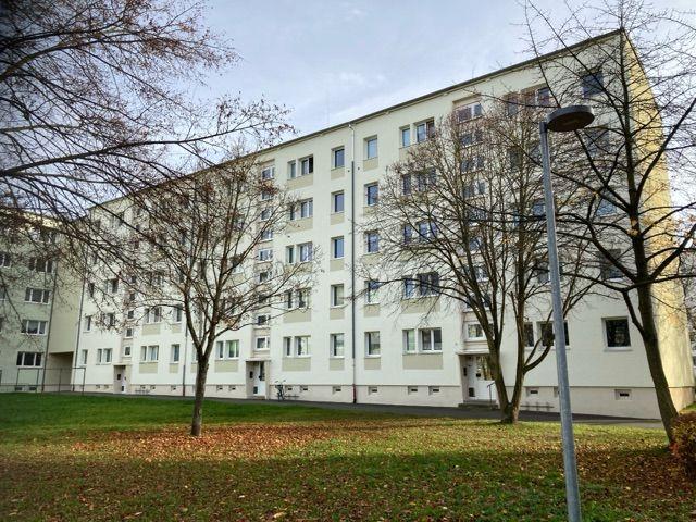 Etagenwohnung Hermsdorf - 3 Zimmer, 60 m&sup2;, 350&euro; | Angebot:26279106