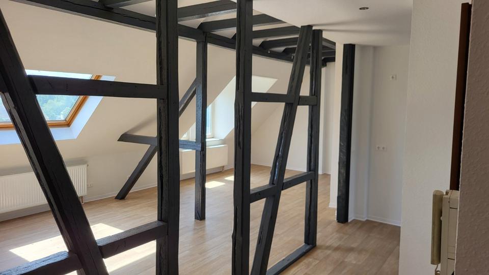 Dachgeschoßwohnung Zeitz - 3 Zimmer, 82 m&sup2;, 540&euro; | Angebot:25974887