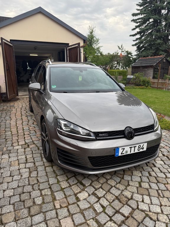 VW Golf 120.000 km 15.500 € Zwickau 08062