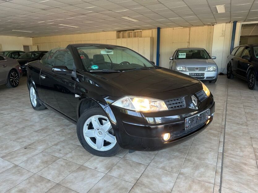 Renault Megane 207.000 km 1.999 € Rositz 04617