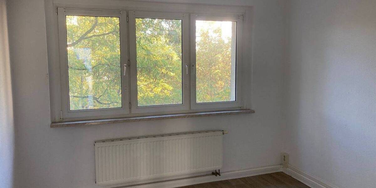 Etagenwohnung Gera Lusan - 3 Zimmer, 57 m&sup2;, 330&euro; | Angebot:26542766