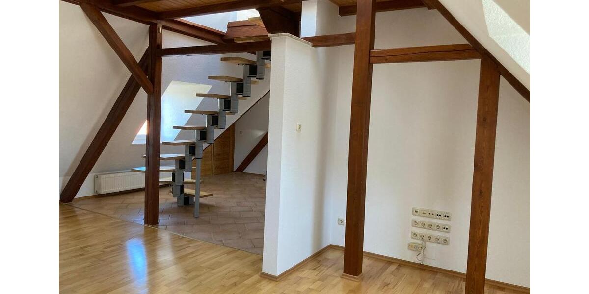 Dachgeschoßwohnung Elsteraue - 2 Zimmer, 60 m&sup2;, 360&euro; | Angebot:25965136