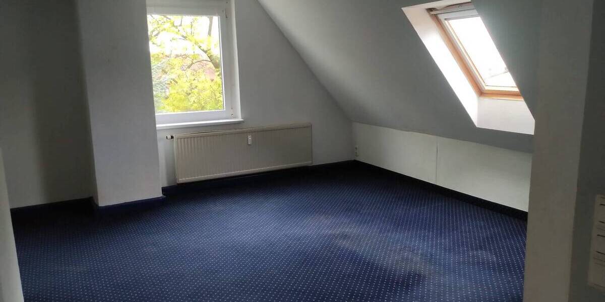 Etagenwohnung Weida Steinsdorf - 3 Zimmer, 90 m&sup2;, 500&euro; | Angebot:25731995