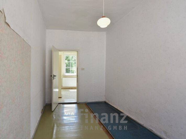 Reihenmittelhaus Crimmitschau - 5 Zimmer, 182 m&sup2;, 99.000&euro; | Angebot:26930213