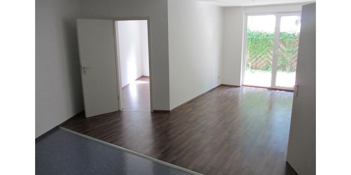 Erdgeschoßwohnung Gera - 3 Zimmer, 65 m&sup2;, 420&euro; | Angebot:25297525
