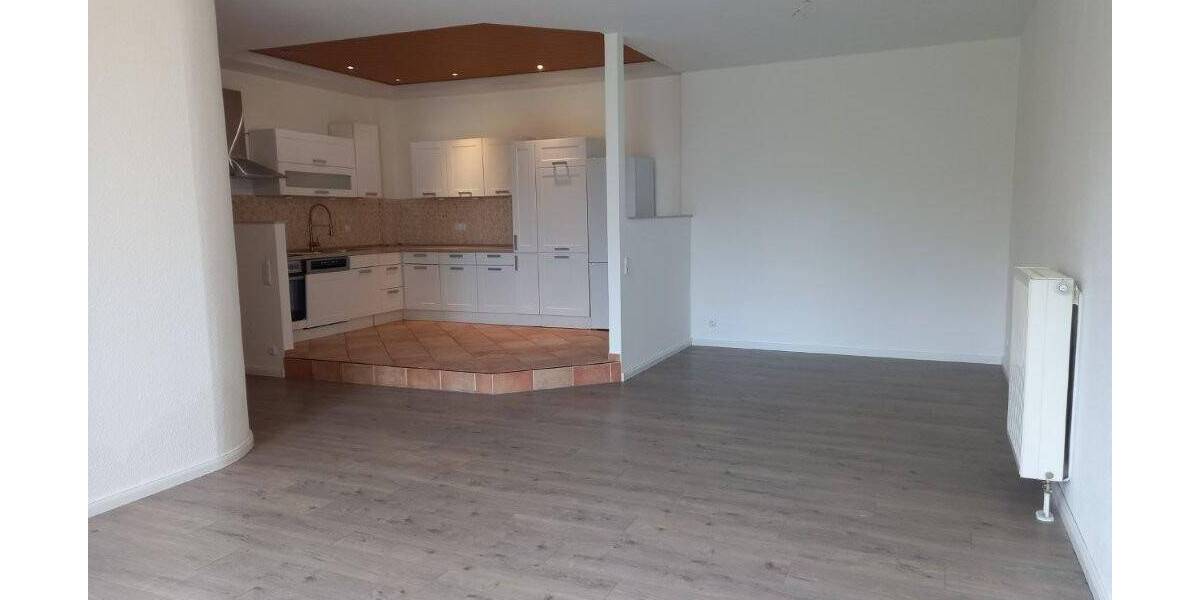 Etagenwohnung Weida Liebsdorf - 3 Zimmer, 90 m&sup2;, 495&euro; | Angebot:26273059