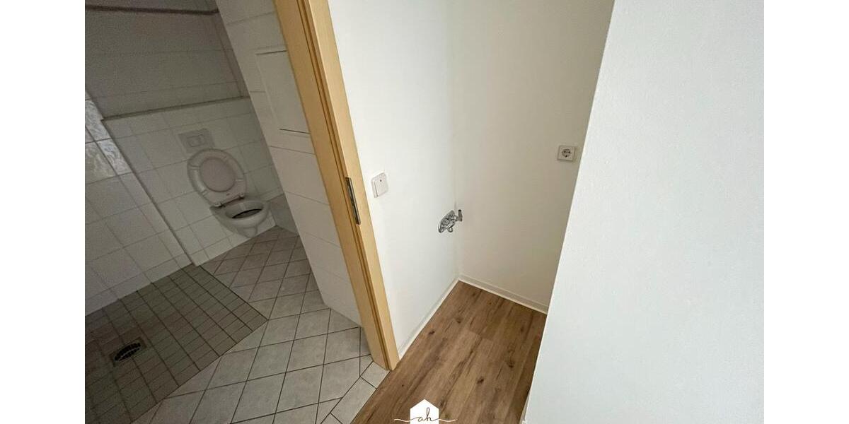 Dachgeschoßwohnung Gera - 1 Zimmer, 36 m&sup2;, 285&euro; | Angebot:26262236