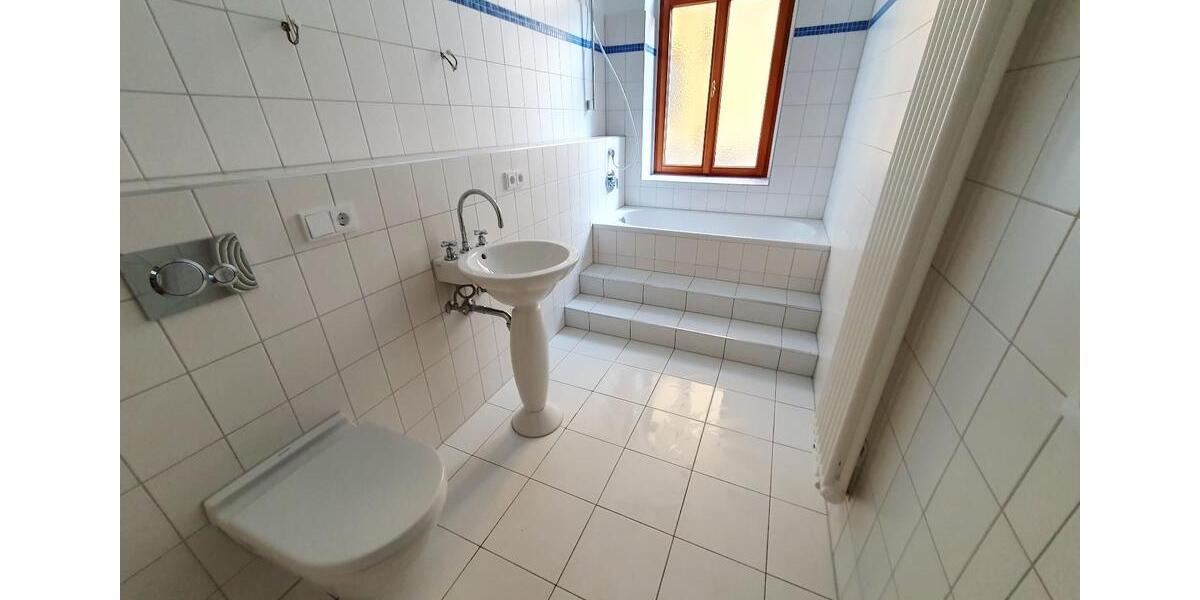 Etagenwohnung Greiz - 2 Zimmer, 48 m&sup2;, 349&euro; | Angebot:26702632