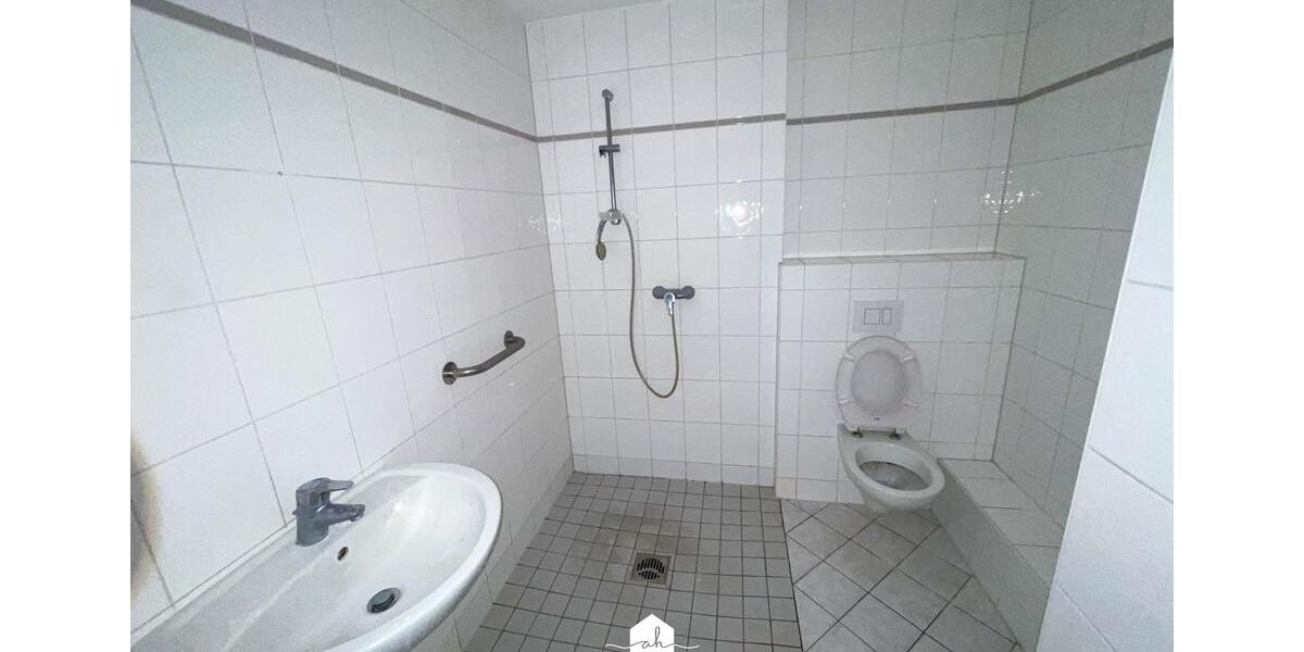 Dachgeschoßwohnung Gera - 1 Zimmer, 36 m&sup2;, 285&euro; | Angebot:26262236