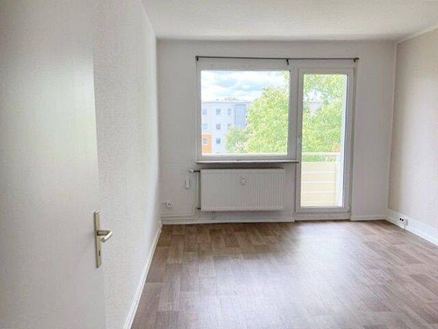 Etagenwohnung Hermsdorf - 6 Zimmer, 118 m&sup2;, 660&euro; | Angebot:26291198