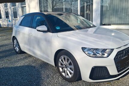 Audi A1 77.000 km 20.000 &euro; Zeitz 06711