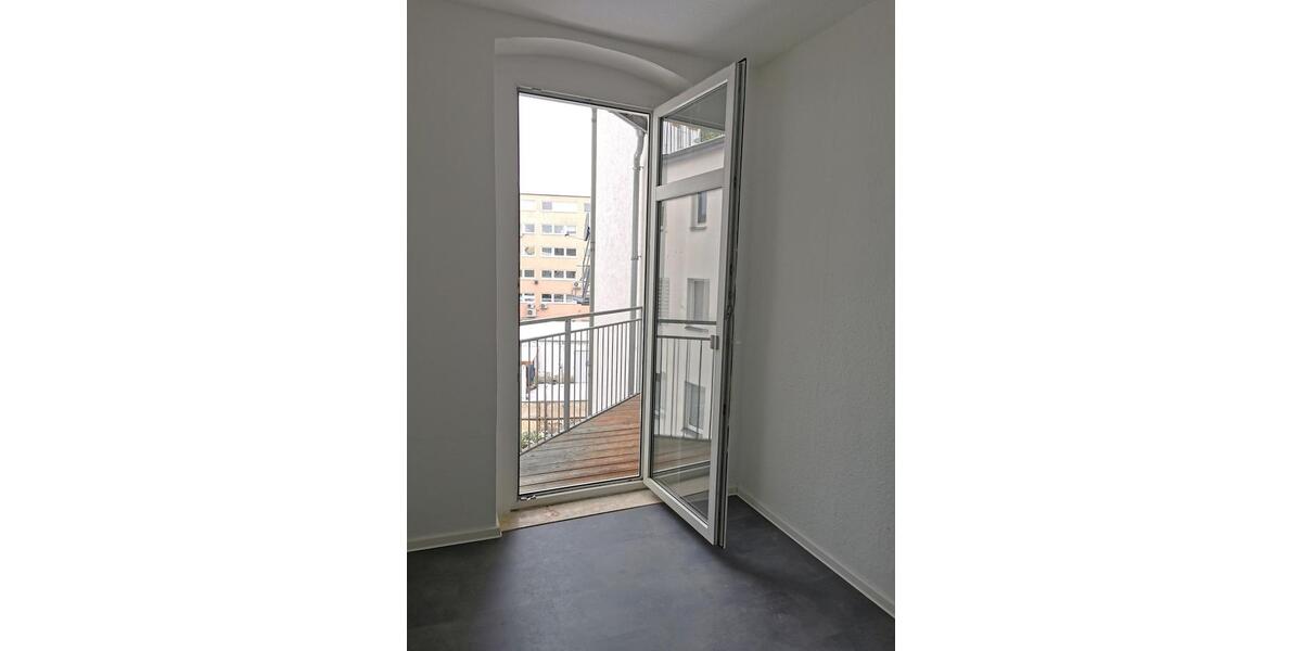 Erdgeschoßwohnung Gera Debschwitz - 3 Zimmer, 92 m&sup2;, 590&euro; | Angebot:26060314