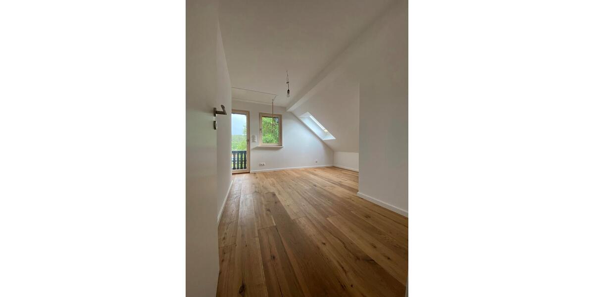 Einfamilienhaus Weida - 6 Zimmer, 160 m&sup2;, 2.100&euro; | Angebot:26586312