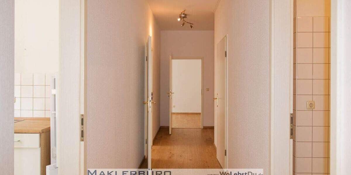 Etagenwohnung Greiz Irchwitz - 3 Zimmer, 77 m&sup2;, 382&euro; | Angebot:22520099