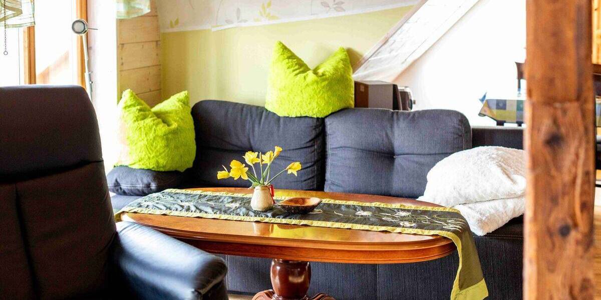 Mehrfamilienhaus, Wohnhaus Auma-Weidatal Wiebelsdorf - 7 Zimmer, 240 m&sup2;, 179.000&euro; | Angebot:26910454