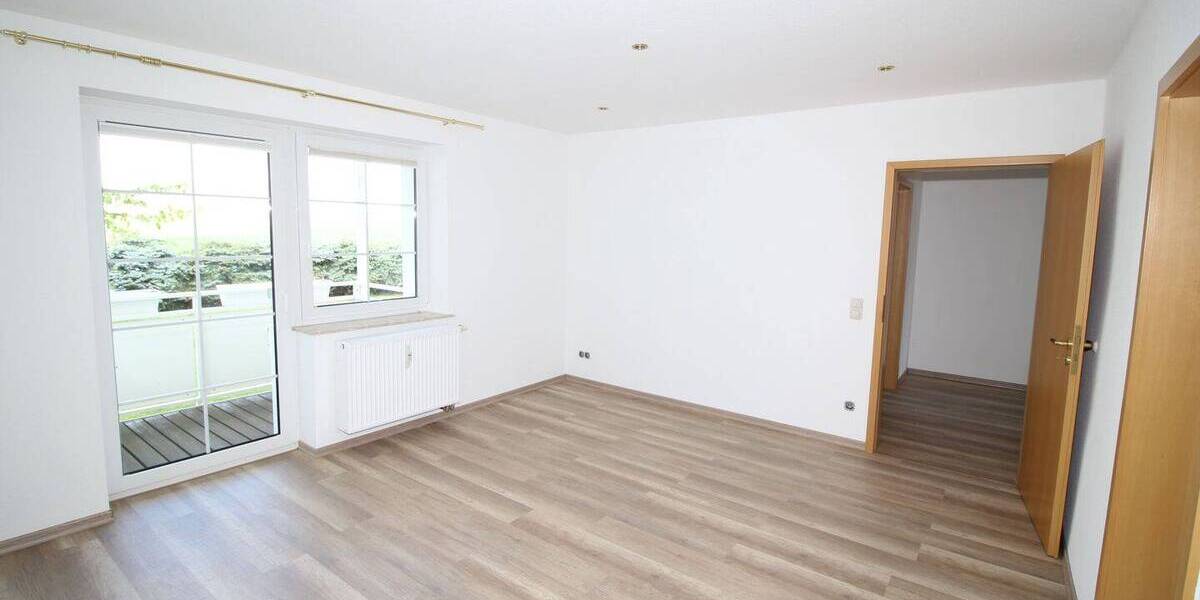 Etagenwohnung Crimmitschau - 3 Zimmer, 62 m&sup2;, 434&euro; | Angebot:26260731