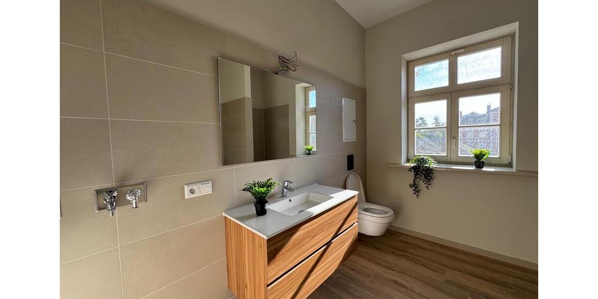 Etagenwohnung Schmölln - 3 Zimmer, 81 m&sup2;, 550&euro; | Angebot:26242916