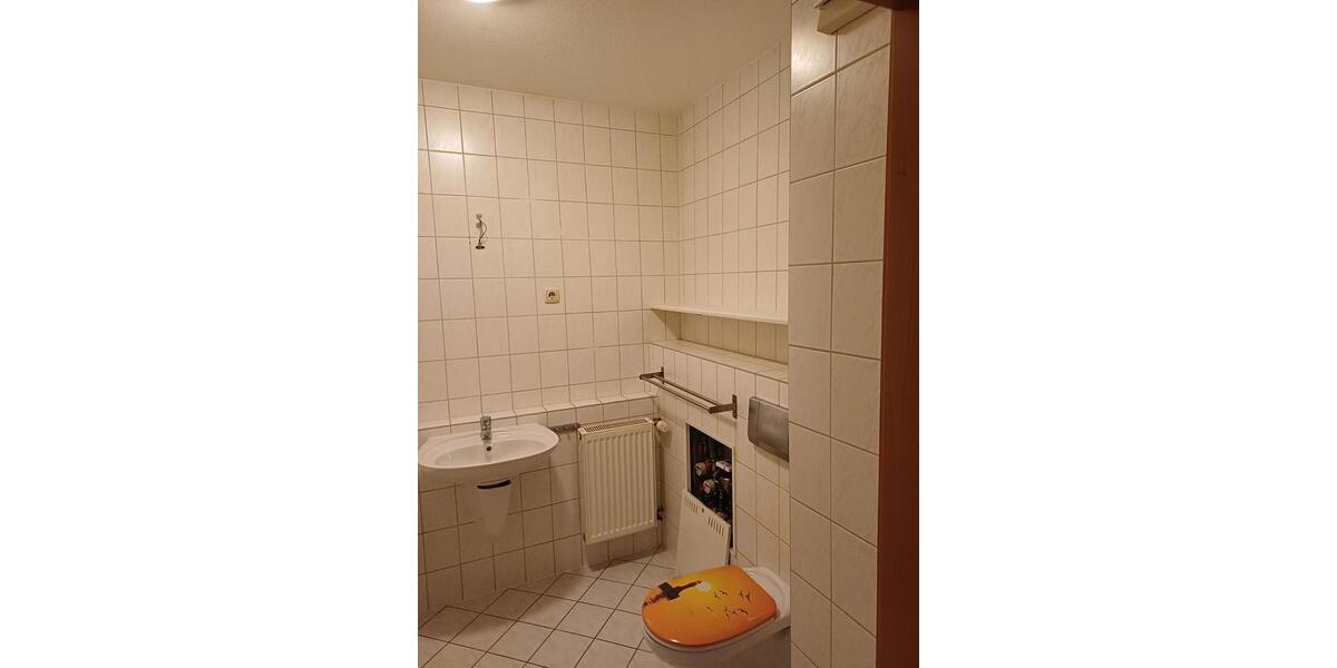 Etagenwohnung Gera Debschwitz - 2 Zimmer, 74 m&sup2;, 490&euro; | Angebot:26612245