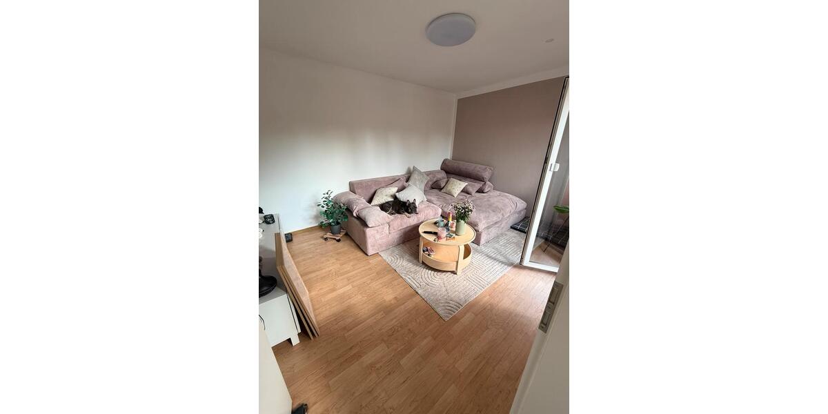 Etagenwohnung Eisenberg - 2 Zimmer, 50 m&sup2;, 450&euro; | Angebot:26462253