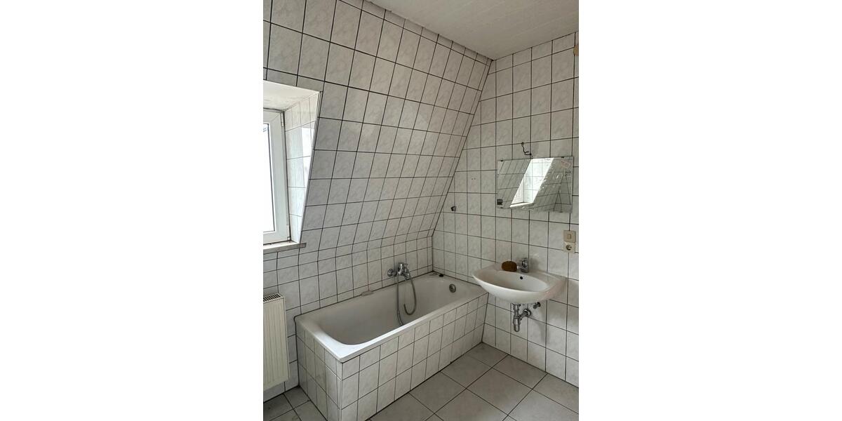 Mehrfamilienhaus, Wohnhaus Crimmitschau - 13 Zimmer, 240 m&sup2;, 48.000&euro; | Angebot:25961759