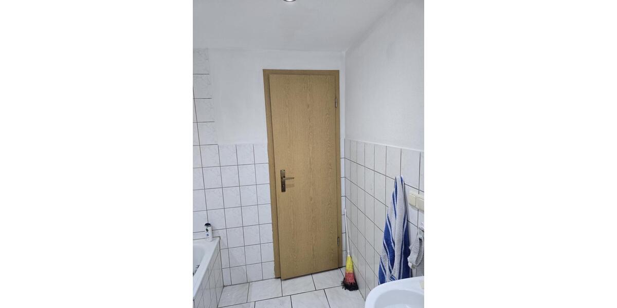 Hochparterre Ronneburg - 2 Zimmer, 42 m&sup2;, 250&euro; | Angebot:25999084