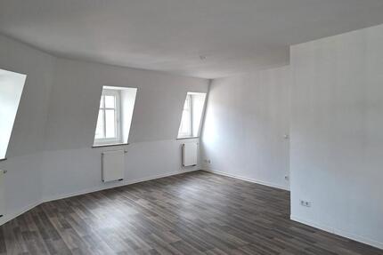 Wohnung Greiz - 3 Zimmer, 80 m&sup2;, 550&euro; | Angebot:26478396