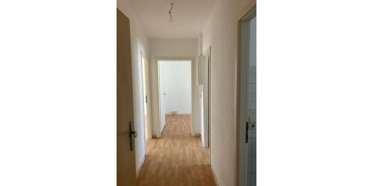 Etagenwohnung Gera Lusan - 3 Zimmer, 58 m&sup2;, 370&euro; | Angebot:26804985