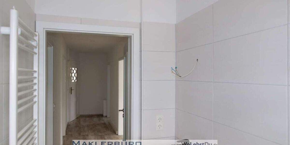 Etagenwohnung Greiz - 3 Zimmer, 82 m&sup2;, 599&euro; | Angebot:25152765