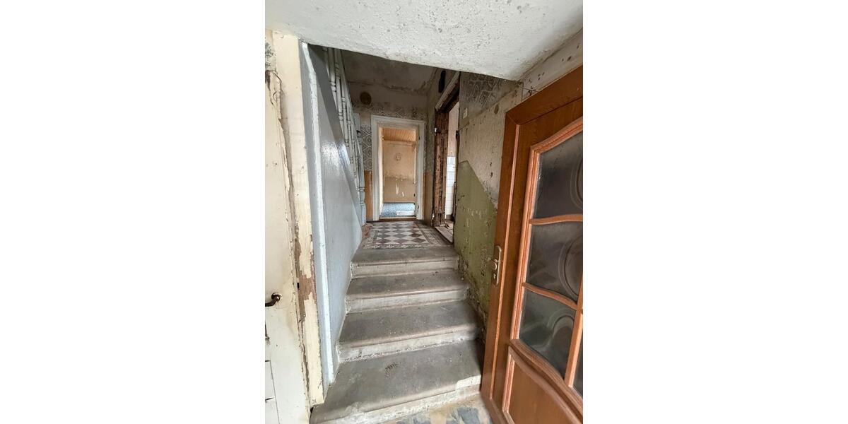 Einfamilienhaus Rositz - 8 Zimmer, 140 m&sup2;, 500&euro; | Angebot:24812820