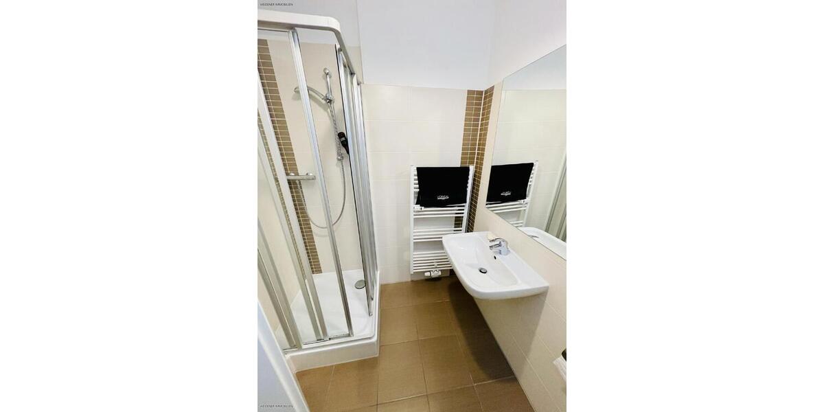 Wohnhaus im beliebten Ostviertel von Gera vermietet zeitgemäß Denkmalobjekt - Mehrfamilienhaus, Wohnhaus Gera Ostviertel | Angebot:26348939