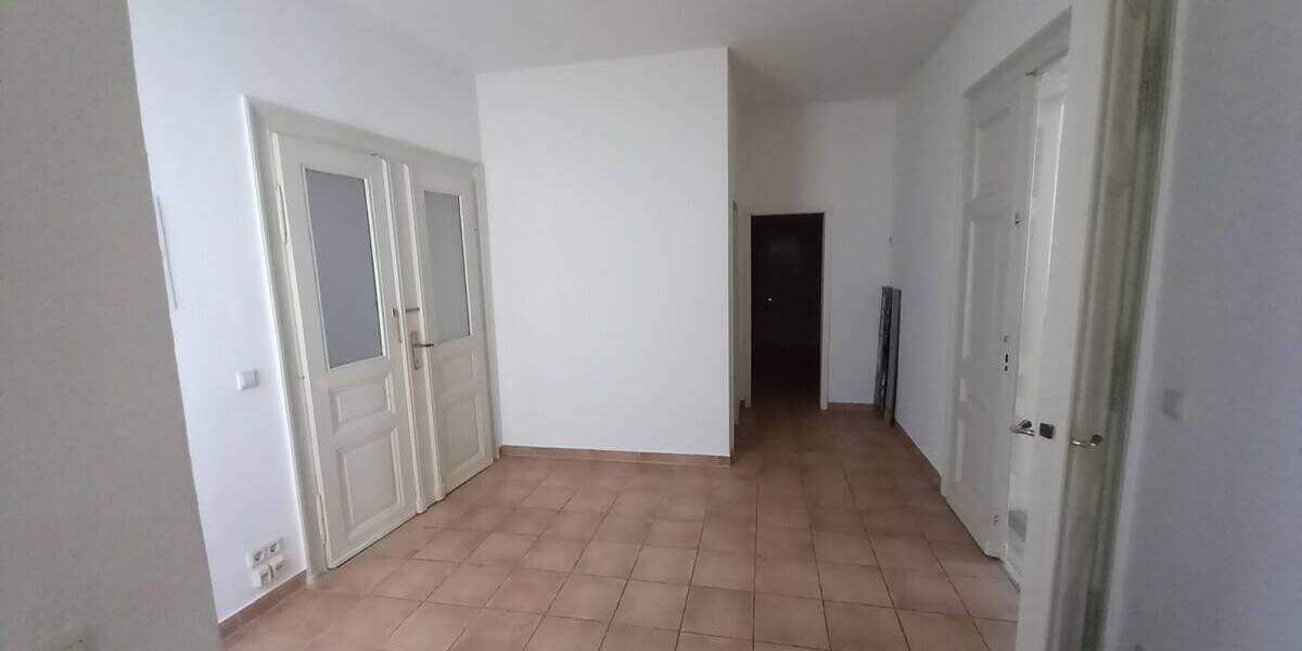 Etagenwohnung Crimmitschau - 3 Zimmer, 100 m&sup2;, 550&euro; | Angebot:26187736