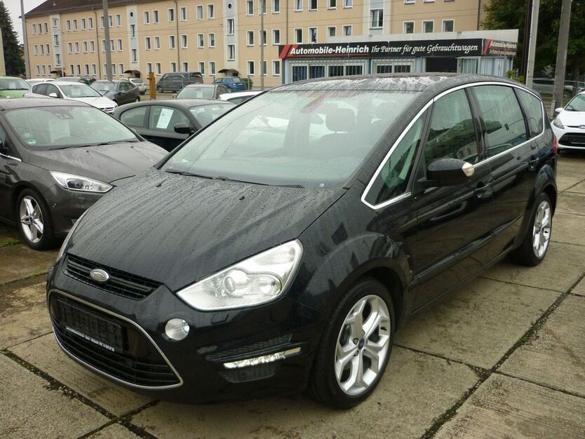Ford S-Max 226.000 km 6.300 € Gera 07548