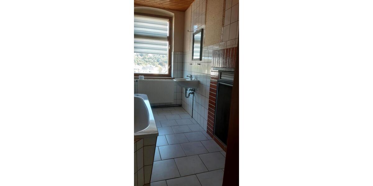 Einfamilienhaus Greiz - 6 Zimmer, 180 m&sup2;, 79.000&euro; | Angebot:22641100