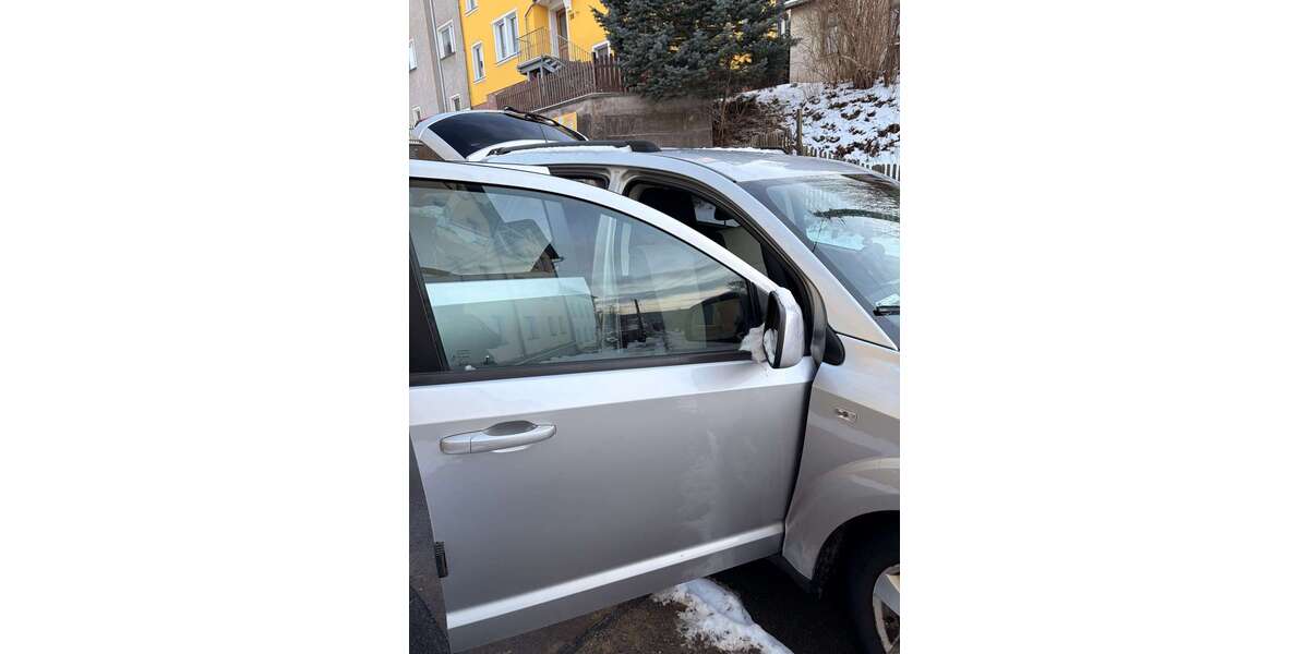 Dodge Journey 330.000 km 4.000 &euro; Greiz 07973