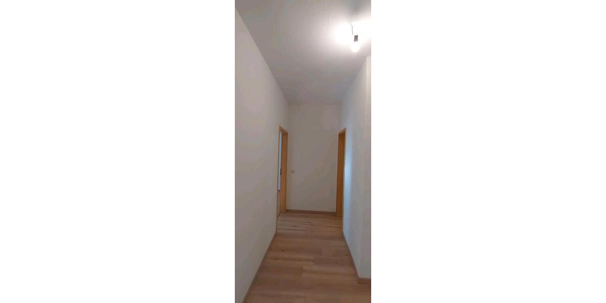 Etagenwohnung Greiz - 2 Zimmer, 53 m&sup2;, 295&euro; | Angebot:26586318
