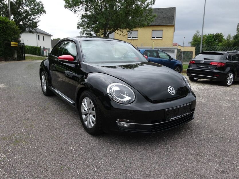 VW Beetle 141.800 km 10.999 € Groitzsch 04539
