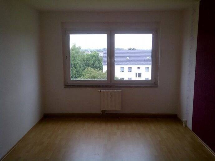 Etagenwohnung Großenstein Nauendorf - 3 Zimmer, 60 m&sup2;, 360&euro; | Angebot:26242260
