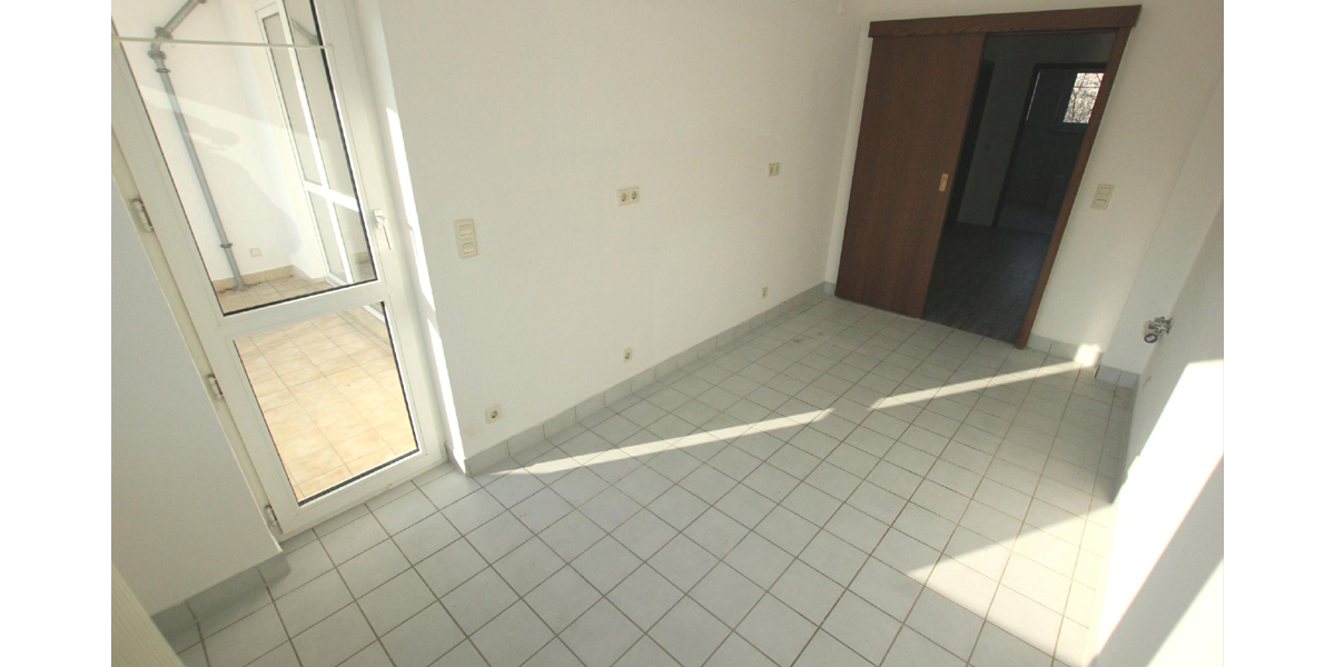 2 Raum Wohnung mit Loggia im ansprechendem Wohnumfeld in Gera - Etagenwohnung Gera Bieblach-Ost | Angebot:26714381