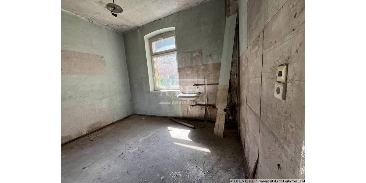 Mehrfamilienhaus in Meuselwitz 1 zimmer