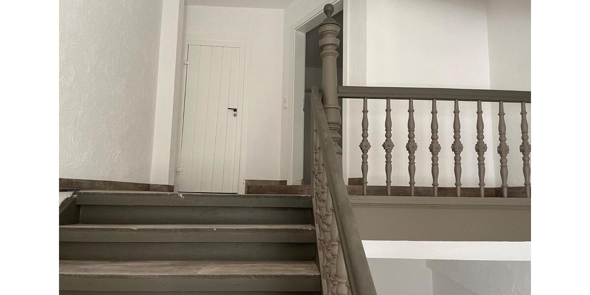 Etagenwohnung Meerane - 4 Zimmer, 127 m&sup2;, 998&euro; | Angebot:26165287