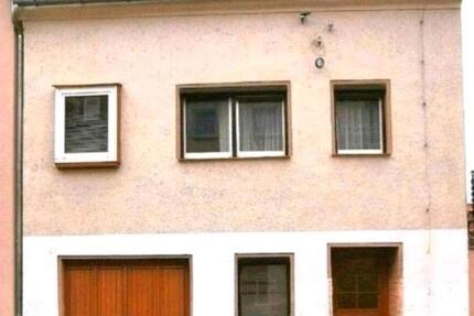 Haus Meerane - 4 Zimmer, 100 m&sup2;, 19.900&euro; | Angebot:24474544