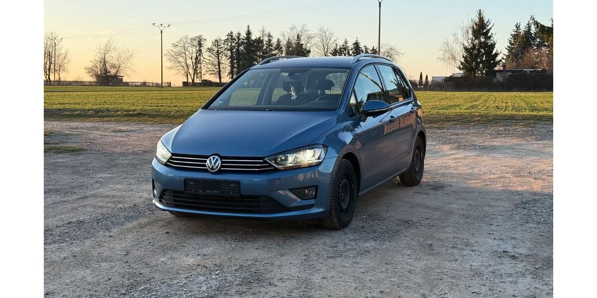 VW Golf Sportsvan 50.700 km 10.990 &euro; Gera 07554