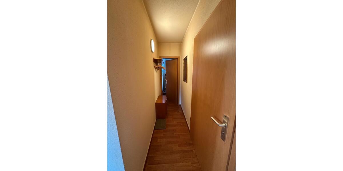 Dachgeschoßwohnung Crimmitschau - 2 Zimmer, 64 m&sup2;, 45.000&euro; | Angebot:26614390