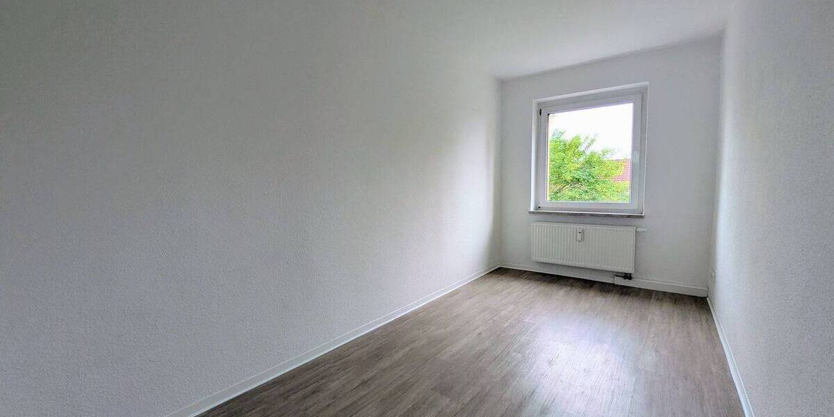 Etagenwohnung Gera Bieblach - 4 Zimmer, 109 m&sup2;, 860&euro; | Angebot:26858988