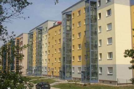 Wohnung Gera Lusan - 2 Zimmer, 55 m&sup2;, 329&euro; | Angebot:25483129